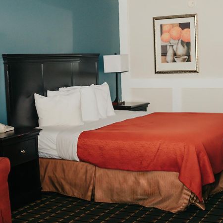 Victorian Inn & Suites Nacogdoches Buitenkant foto