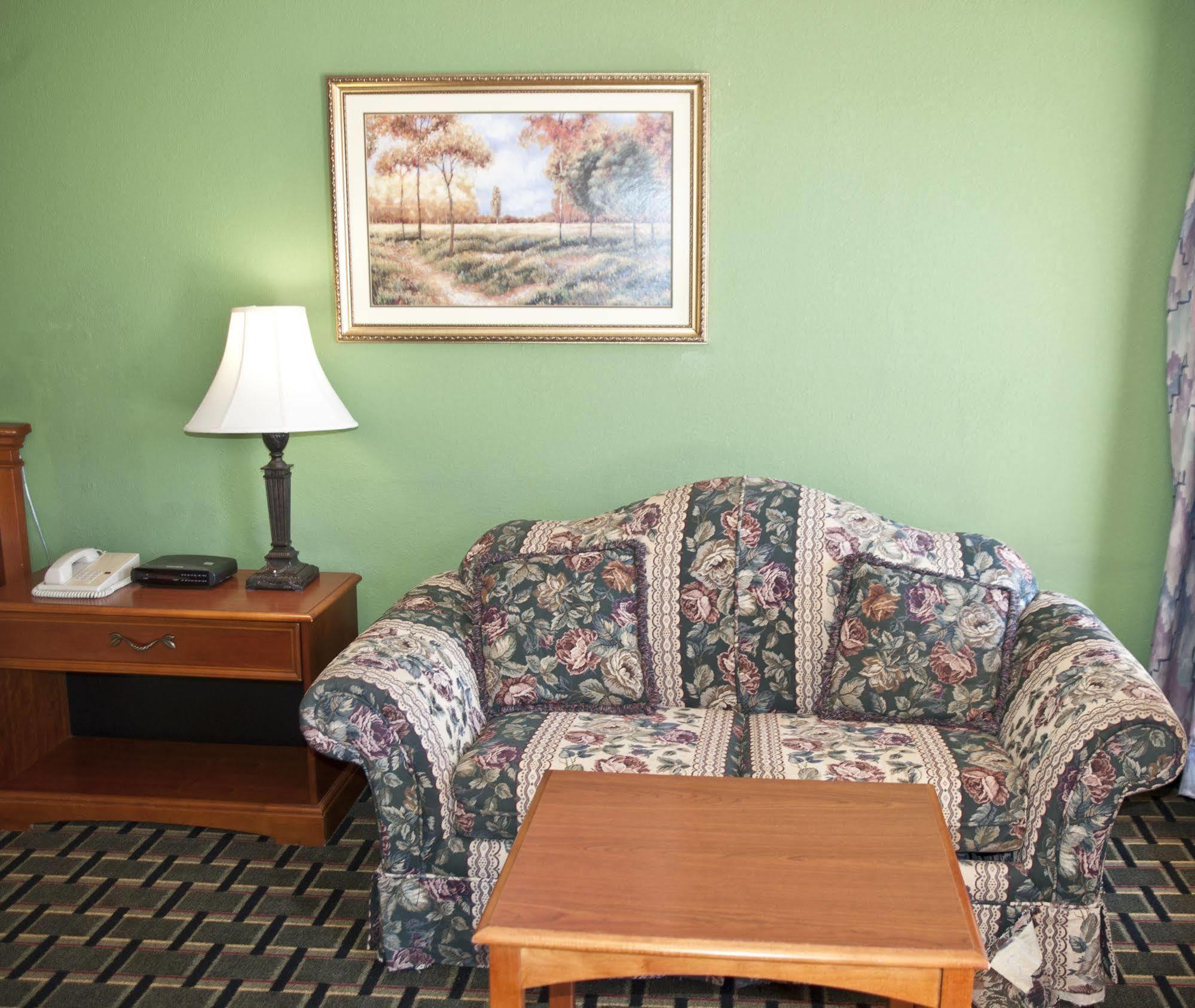 Victorian Inn & Suites Nacogdoches Buitenkant foto
