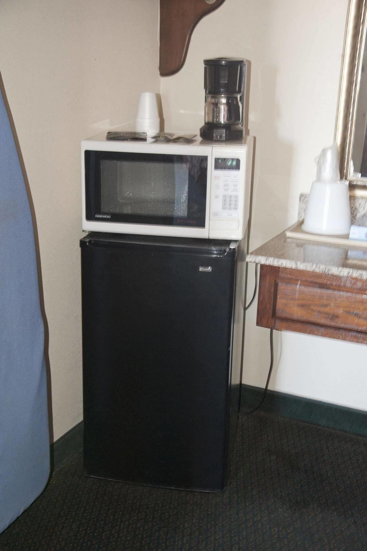 Victorian Inn & Suites Nacogdoches Buitenkant foto