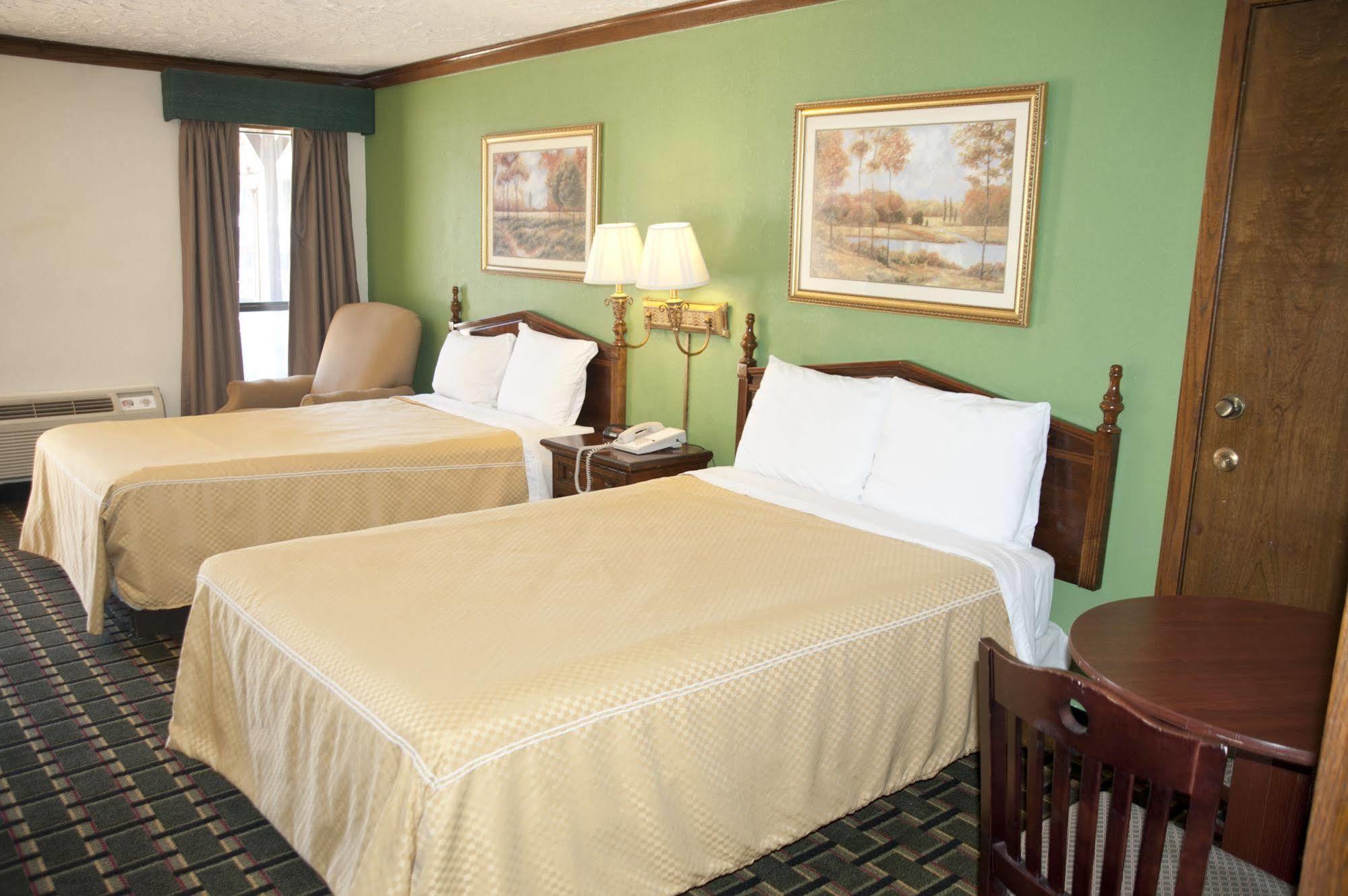 Victorian Inn & Suites Nacogdoches Buitenkant foto